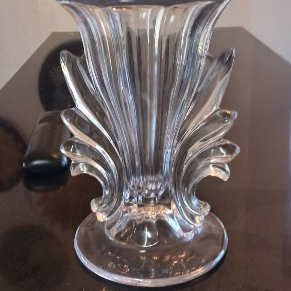 Vintage American Fosteria Fluted Vase 7" Excellent Condition